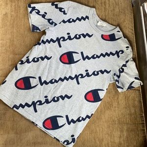 🔥(4 for 25) (2 for $13) Champion men’s medium tee